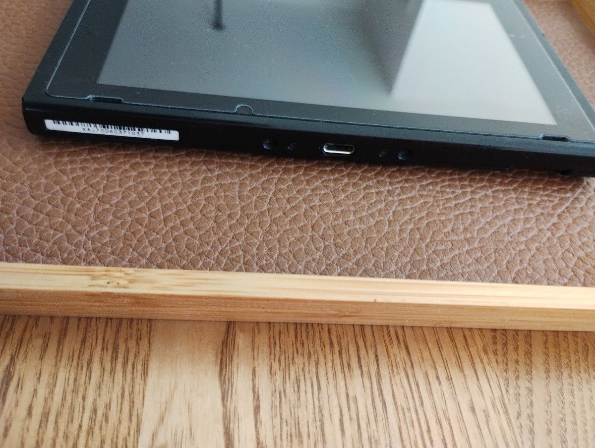 ジャンクNintendo Switch 本体 画面ひび割れ 緊急修理】画面がバグったスイッチをジャンク部品で修理 - YouTube