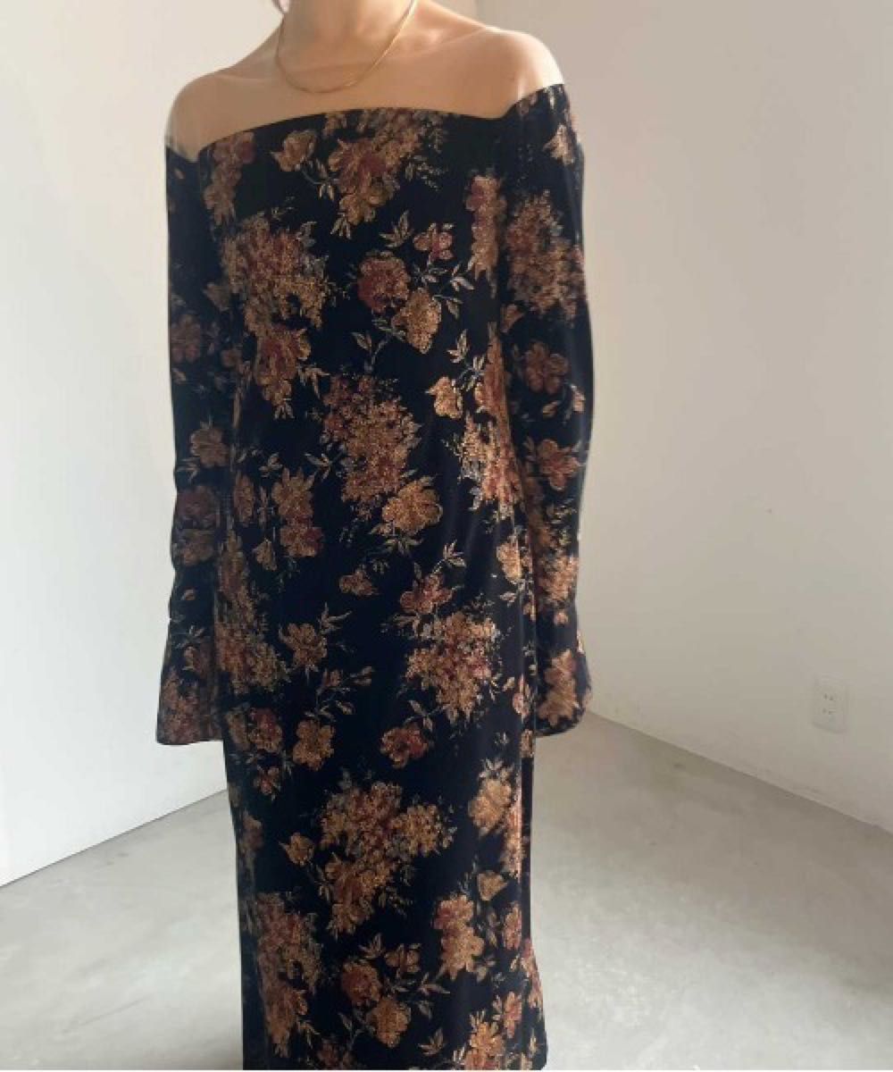 AMERI FLOWER PRINT VELOUR DRESS 4|Yahoo!フリマ(旧PayPay AMERI FLOWER PRINT VELOUR DRESS 4|Yahoo!フリマ(旧PayPay