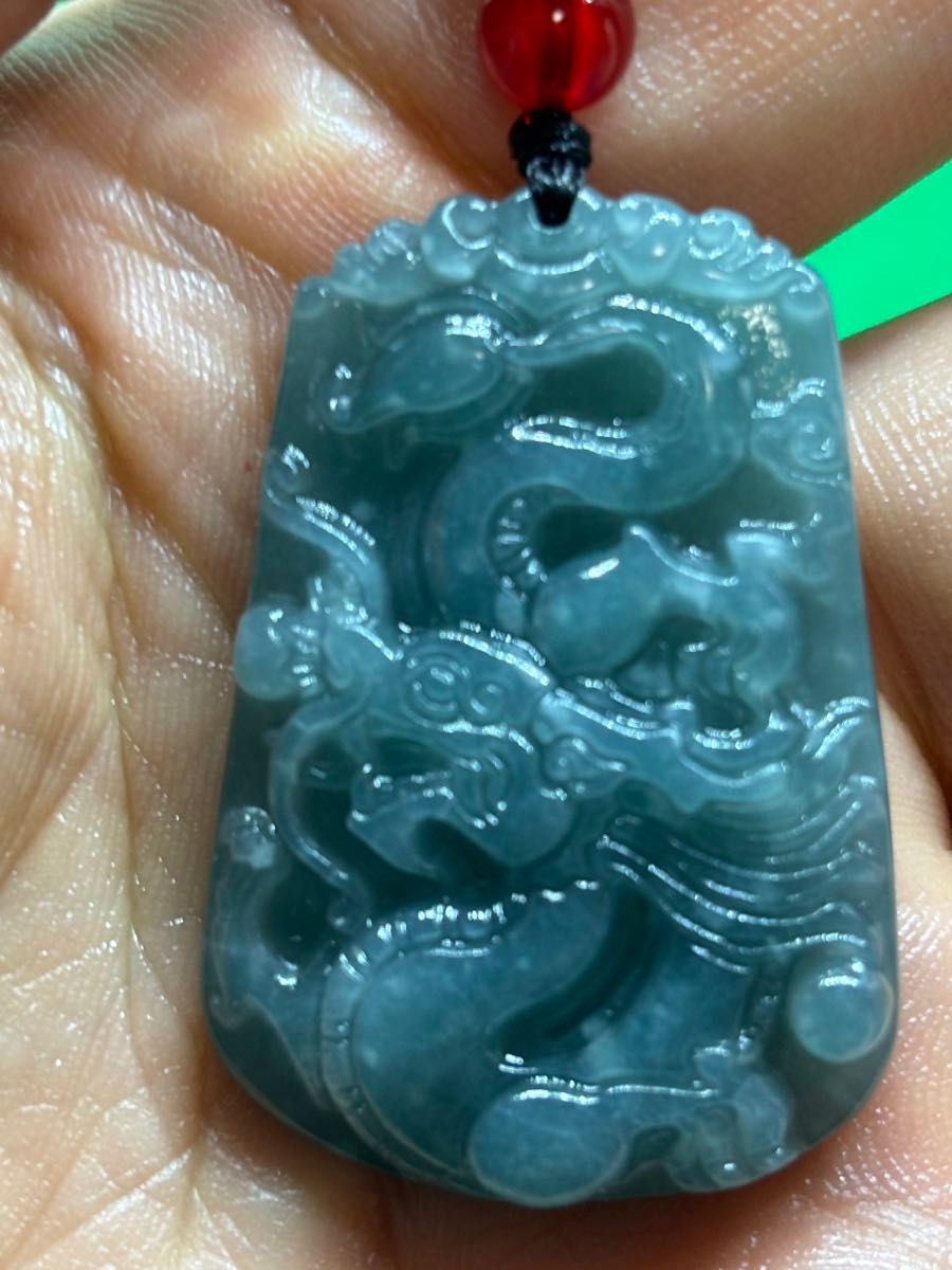 特別価格!天然A貨翡翠 氷藍水細工手彫リ龍神様ネックレス 鑑定書付き トップのみ|メンズ 特別価格!天然A貨翡翠 氷藍水細工手彫リ龍神様ネックレス 鑑定書付き トップのみ|メンズ