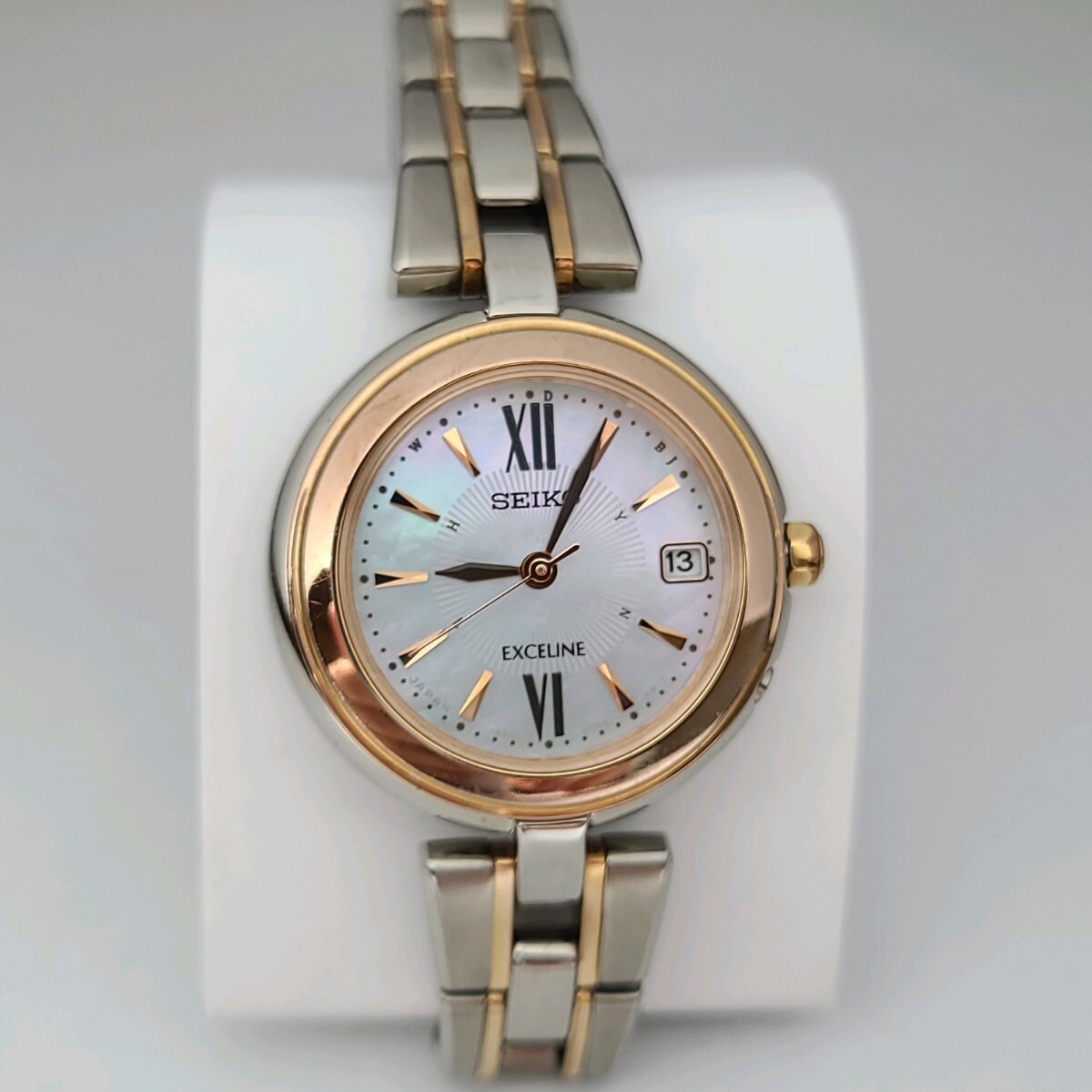SEIKO エクセリーヌ SWCW134 電波ソーラー レディース腕時計 白 SEIKO エクセリーヌ SWCW134 電波ソーラー レディース腕時計 白
