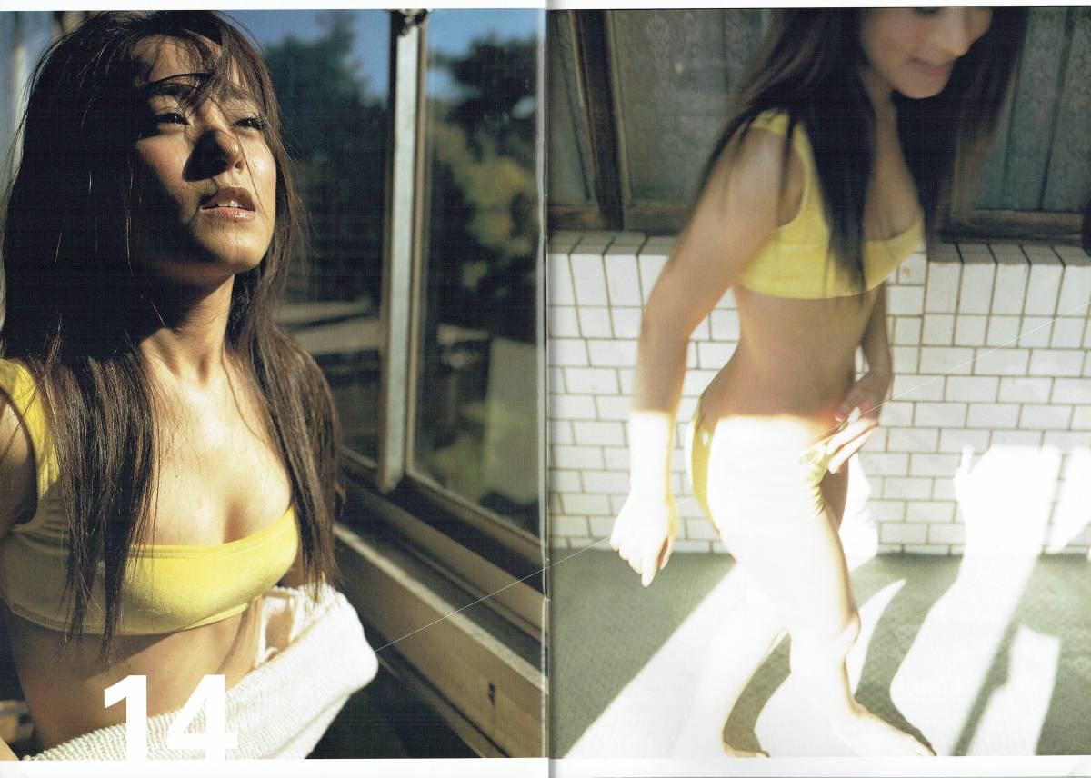 写真集　SHINCHO MOOK　月刊 持田真樹　写真：平間至　2000年　新潮社_画像2