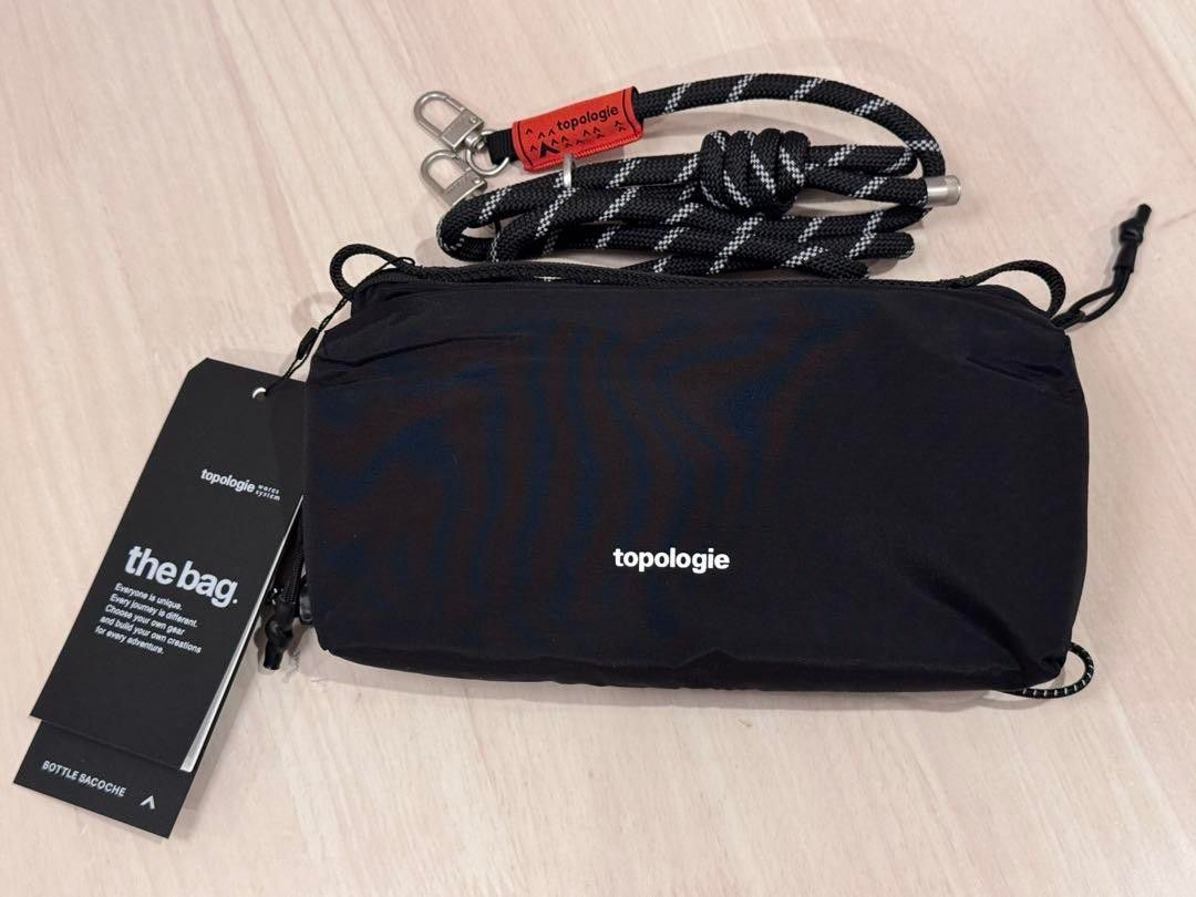 新品】topologie Bottle Sacoche Medium 黒 ショルダー 新品】topologie Bottle Sacoche Medium 黒 ショルダー