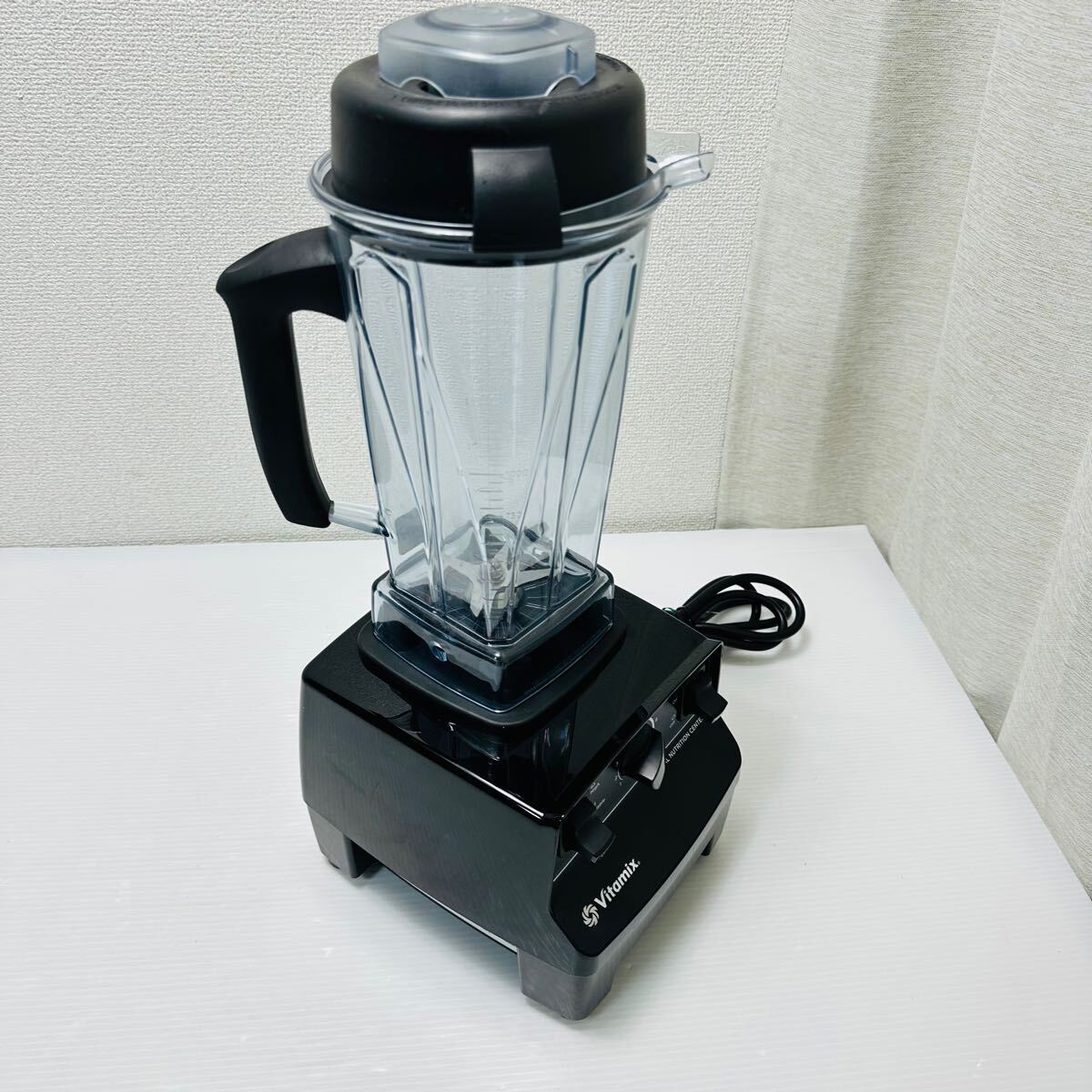美品】 Vitamix バイタミックス ブレンダー VMO111 ブレンダー 美品】 Vitamix バイタミックス ブレンダー VMO111 ブレンダー