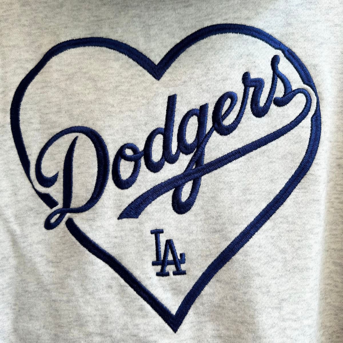 M】MLB ロサンゼルス・ドジャース ビッグシルエット ハートロゴ M】MLB ロサンゼルス・ドジャース ビッグシルエット ハートロゴ