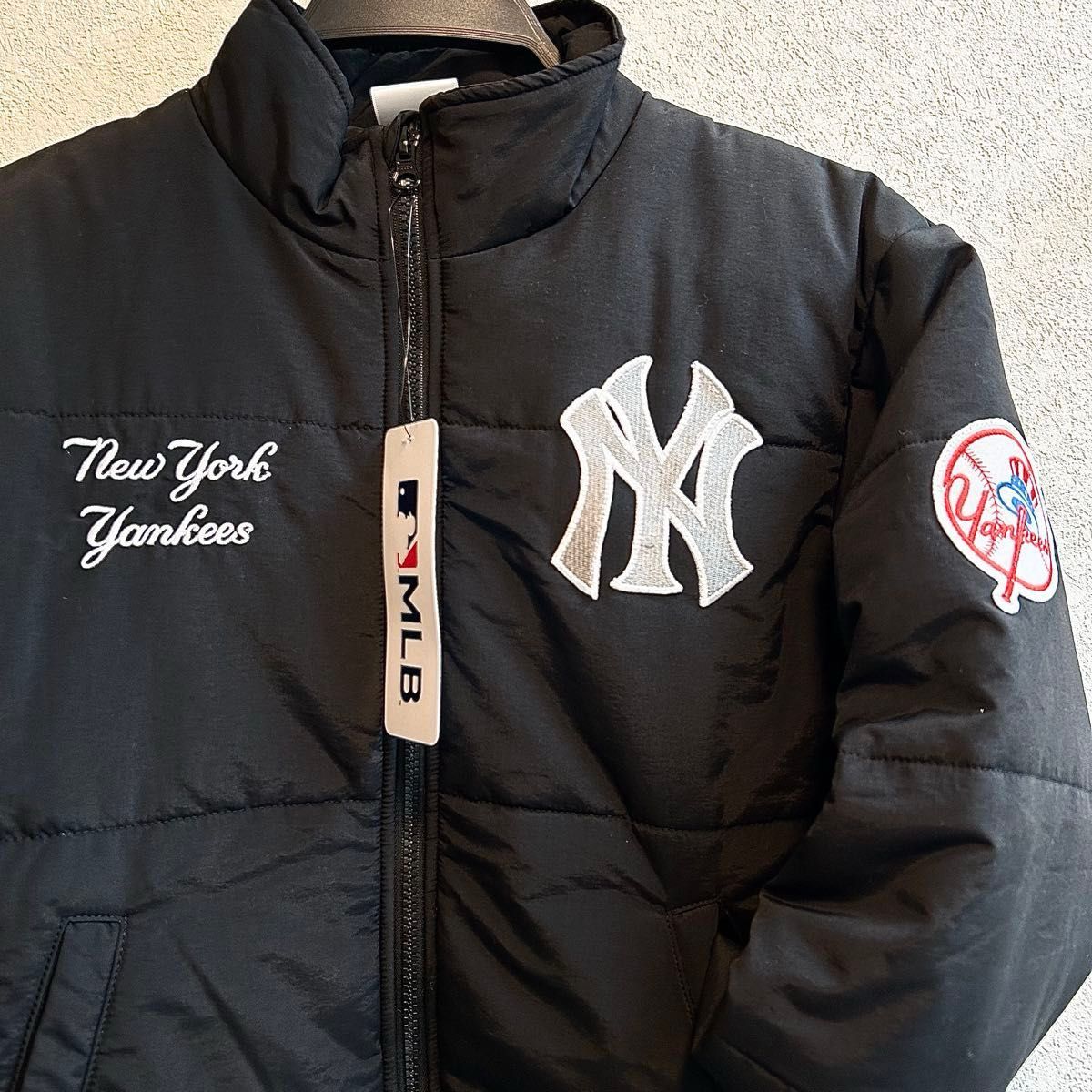 150】MLB ニューヨーク・ヤンキース 中綿入りナイロンジャンパー 150】MLB ニューヨーク・ヤンキース 中綿入りナイロンジャンパー