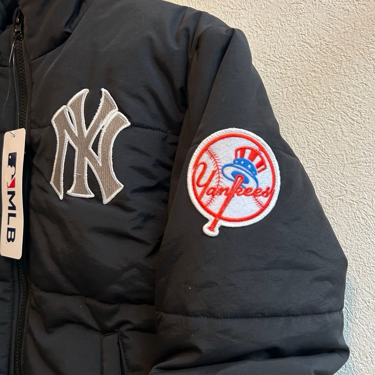 150】MLB ニューヨーク・ヤンキース 中綿入りナイロンジャンパー 150】MLB ニューヨーク・ヤンキース 中綿入りナイロンジャンパー