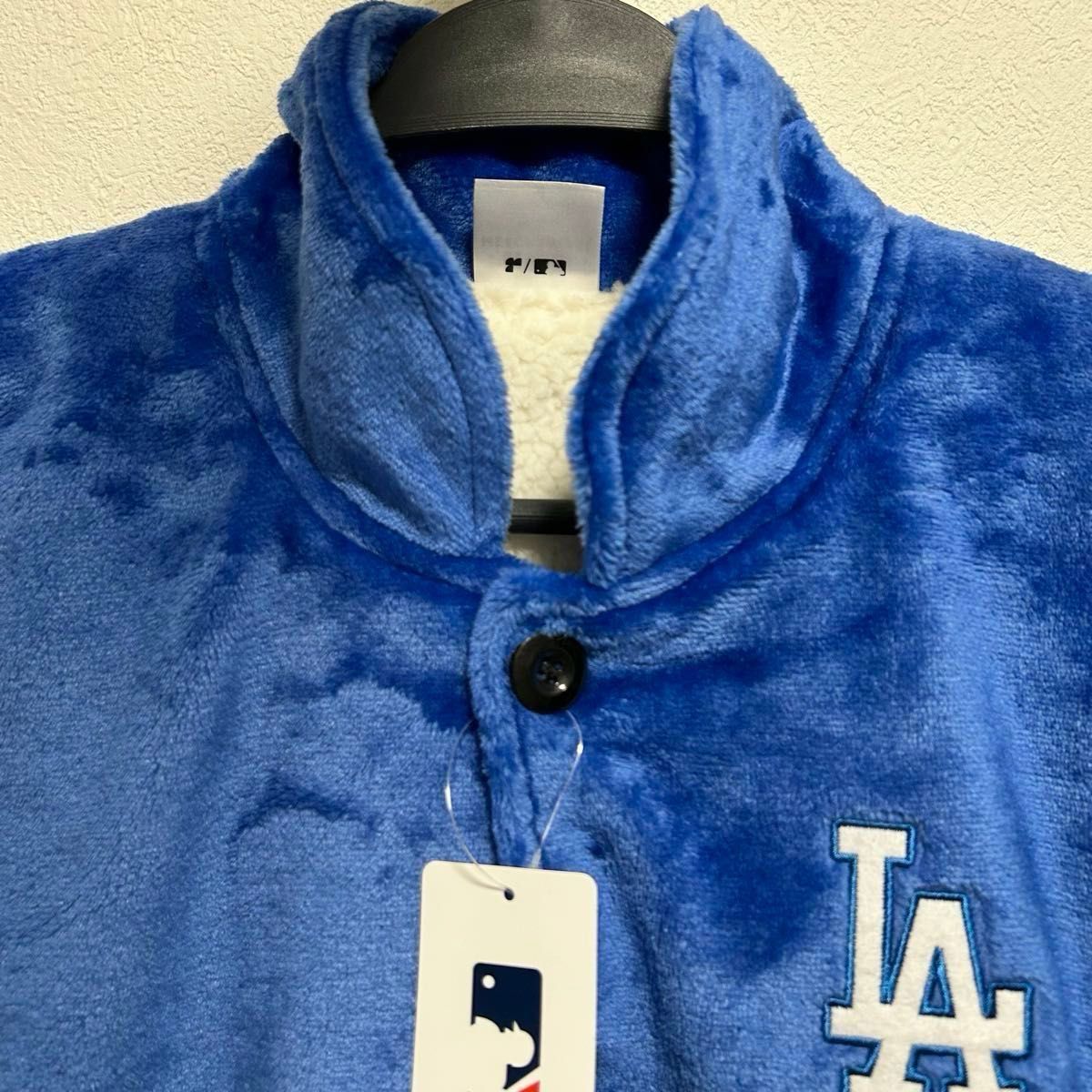 希少 【L】MLB ドジャース スタジャン風 フリース 裏ボアルーム 希少 【L】MLB ドジャース スタジャン風 フリース 裏ボアルーム