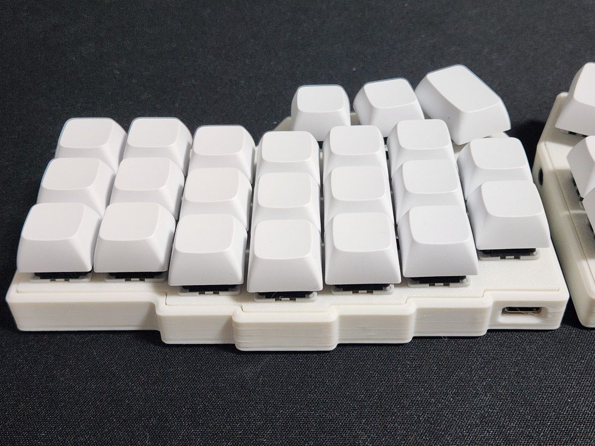 Corne v4 1 Cherry 完成品 自作キーボード ホワイト|Yahoo Corne v4 1 Cherry 完成品 自作キーボード ホワイト|Yahoo