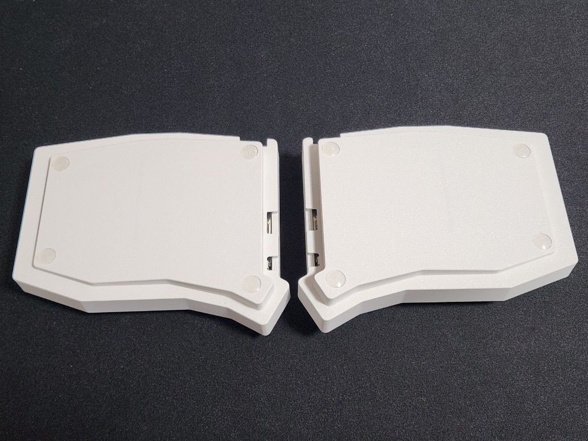 Sofle 完成品 無線(Bluetooth) 自作キーボード 左右分割 RGB Sofle 完成品 無線(Bluetooth) 自作キーボード 左右分割 RGB