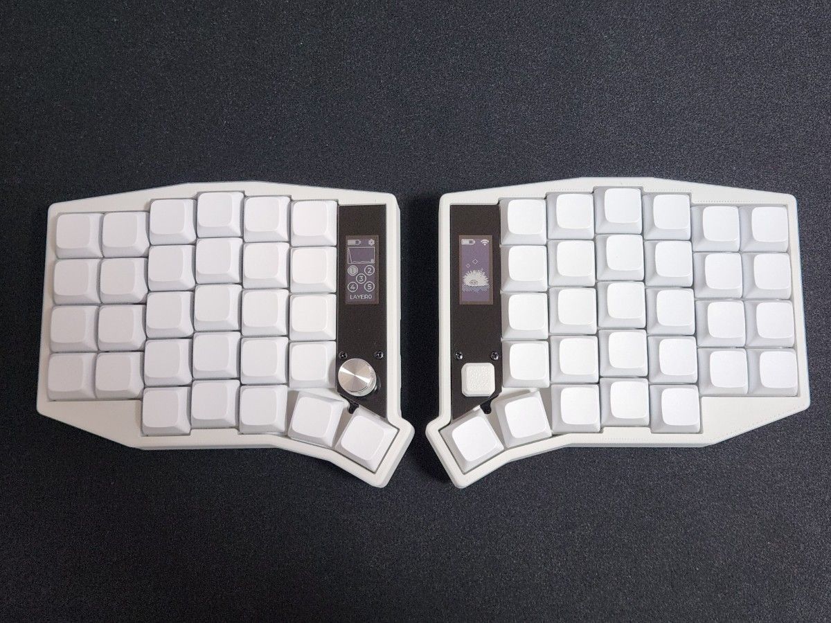 Sofle 完成品 無線(Bluetooth) 自作キーボード 左右分割 RGB Sofle 完成品 無線(Bluetooth) 自作キーボード 左右分割 RGB