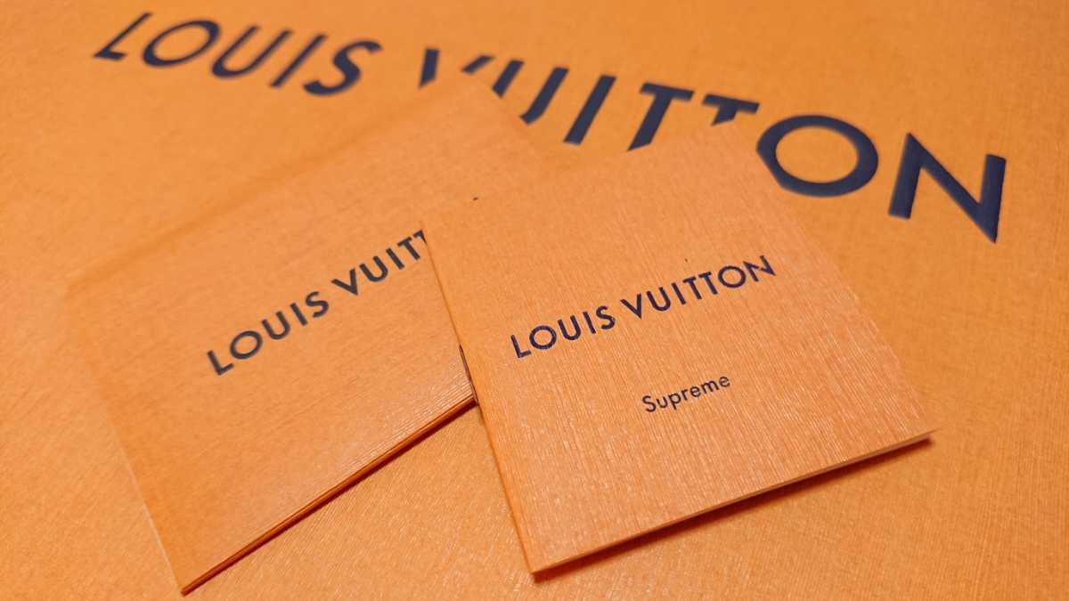 超希少☆極美品！LOUIS VUITTON ルイヴィトン Suppreme シュプリーム マフラー 赤/アイボリー 付属品ありの画像8