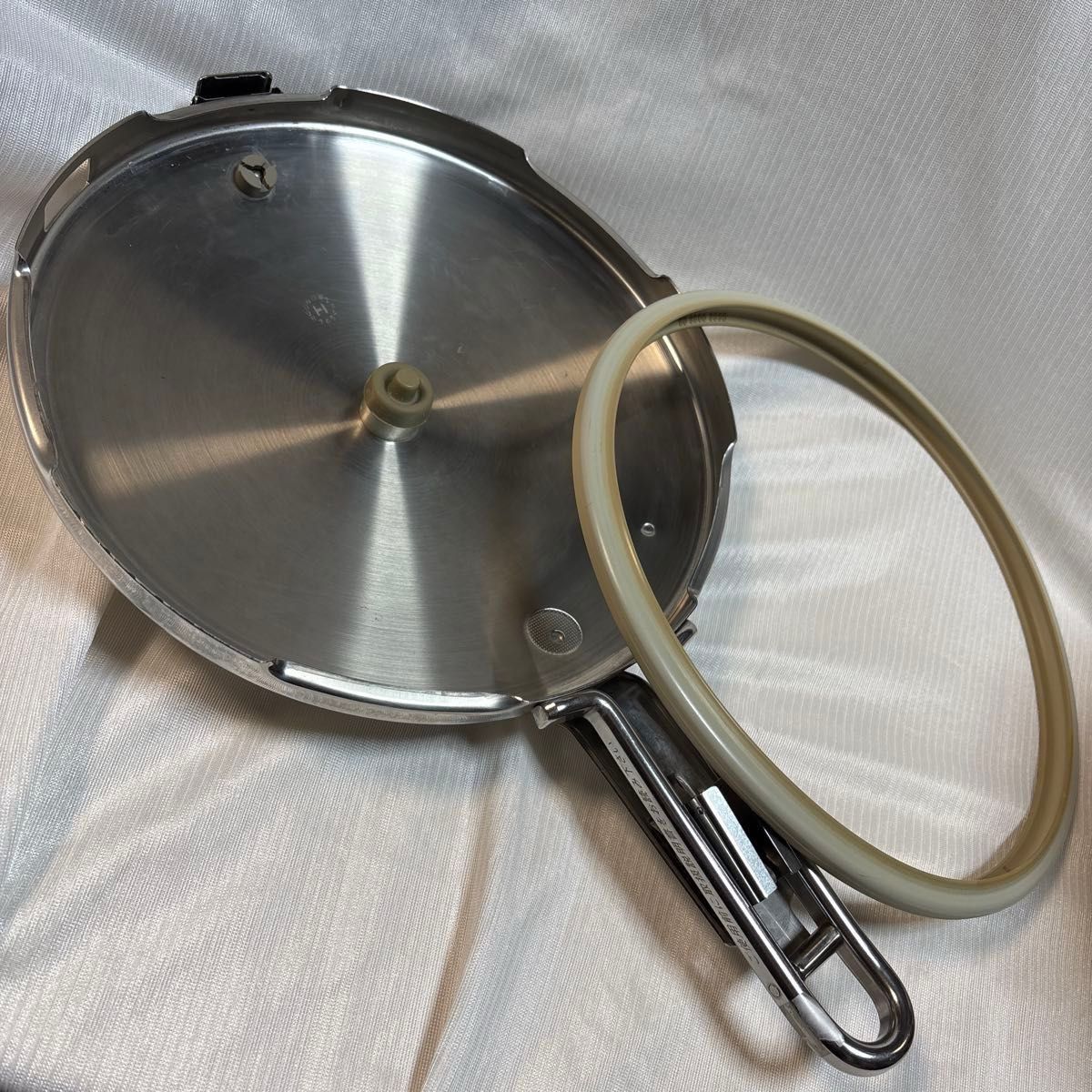 タッパーウェア パーフェクトキッチン 圧力鍋 9L調理器具 寸胴鍋 タッパーウェア パーフェクトキッチン 圧力鍋 9L調理器具 寸胴鍋