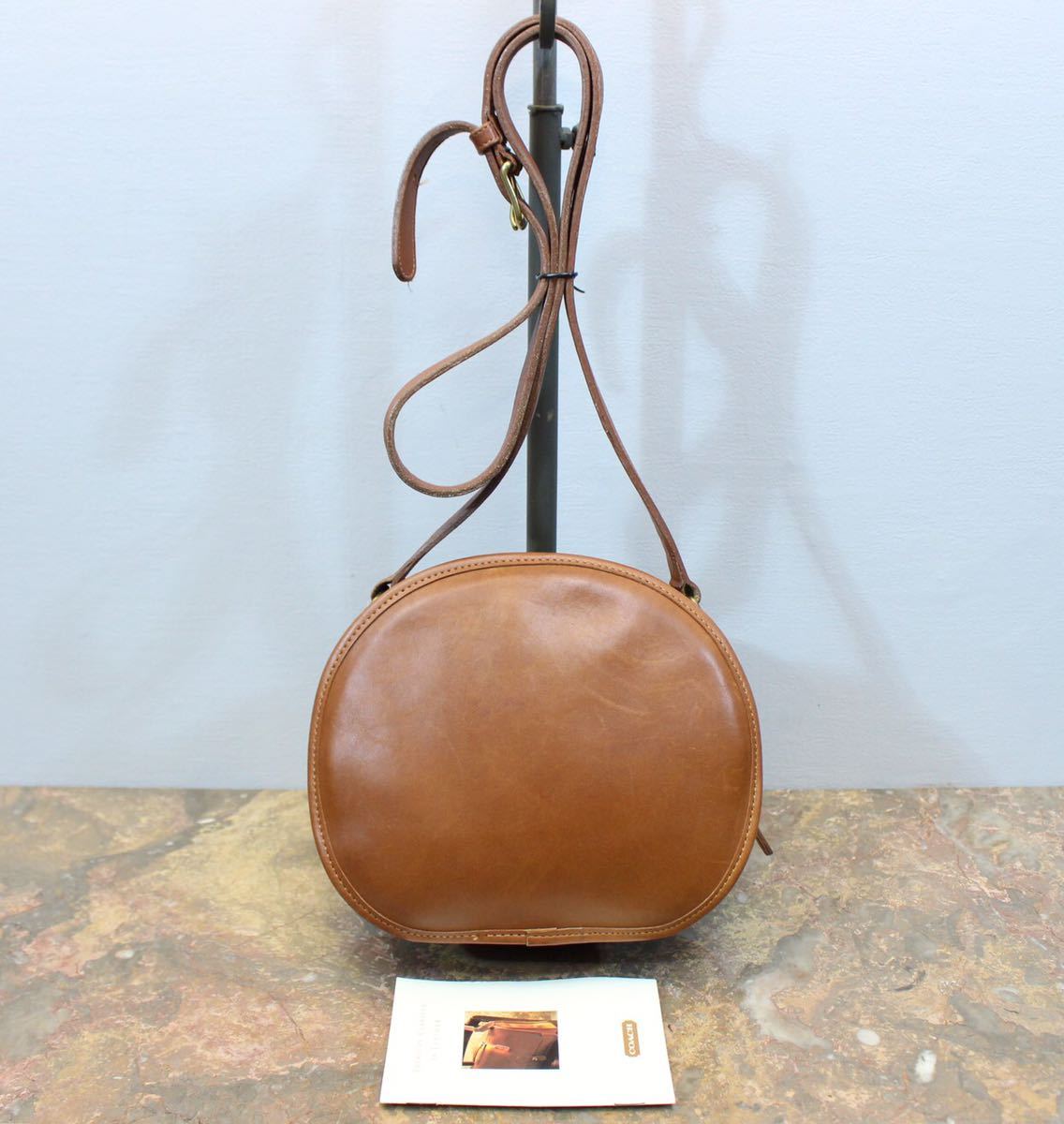 OLD COACH ROUND TYPE LEATHER SHOULDER BAG MADE IN USA/オールドコーチラウンド型ショルダーバッグ