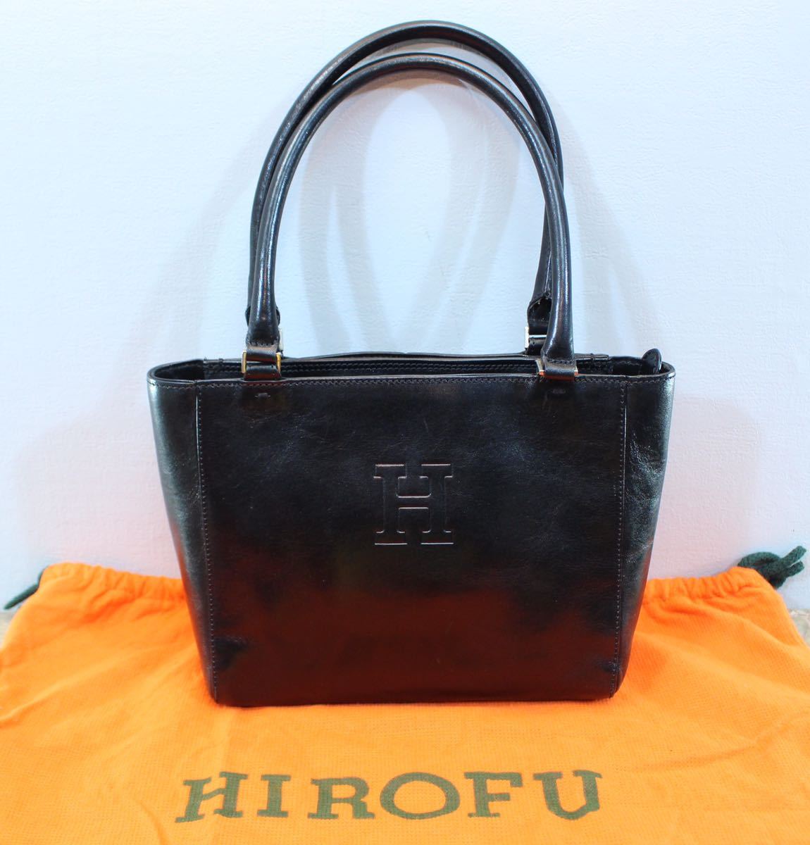 HIROFU H LOGO EMBOSSED LEATHER HAND BAG MADE IN ITALY/ヒロフロゴ型押しレザーハンドバッグ
