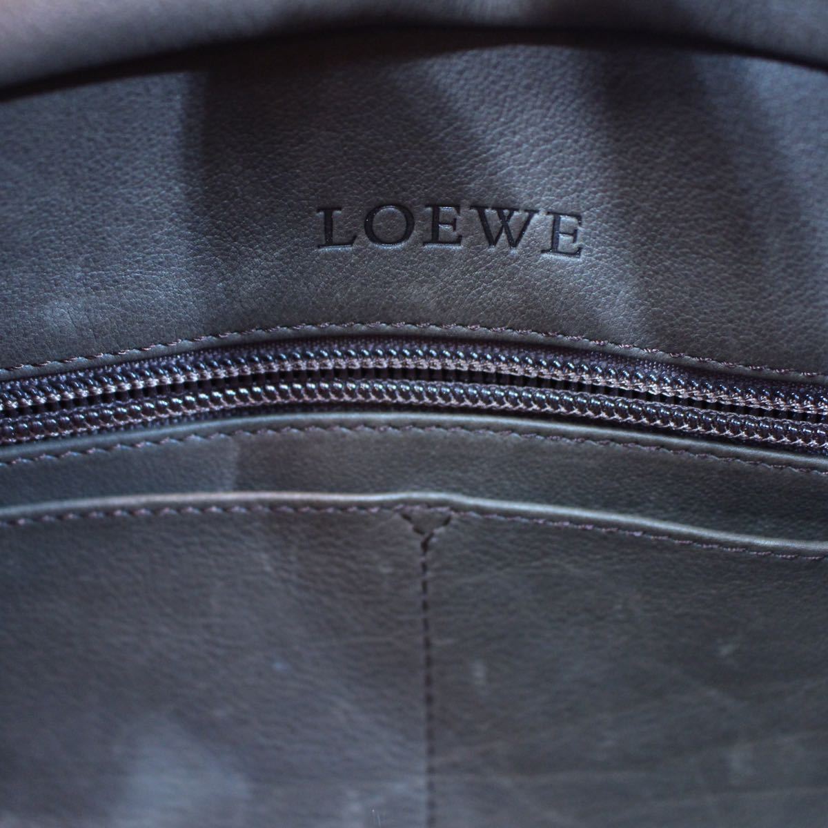 LOEWE AMASONA28 ANAGRAM PATTERNED EMBOSSED LEATHER HAND BAG/ロエベアマソナ28アナグラム柄型押しレザーハンドバッグ