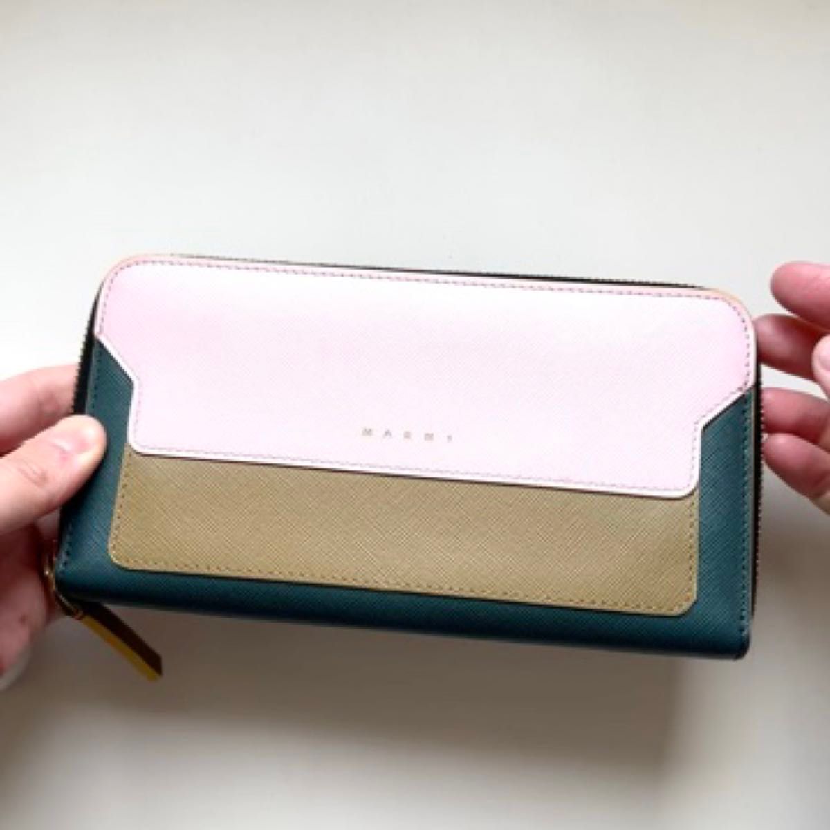マルニ MARNI 長財布 ラウンドファスナー|Yahoo!フリマ(旧 マルニ MARNI 長財布 ラウンドファスナー|Yahoo!フリマ(旧