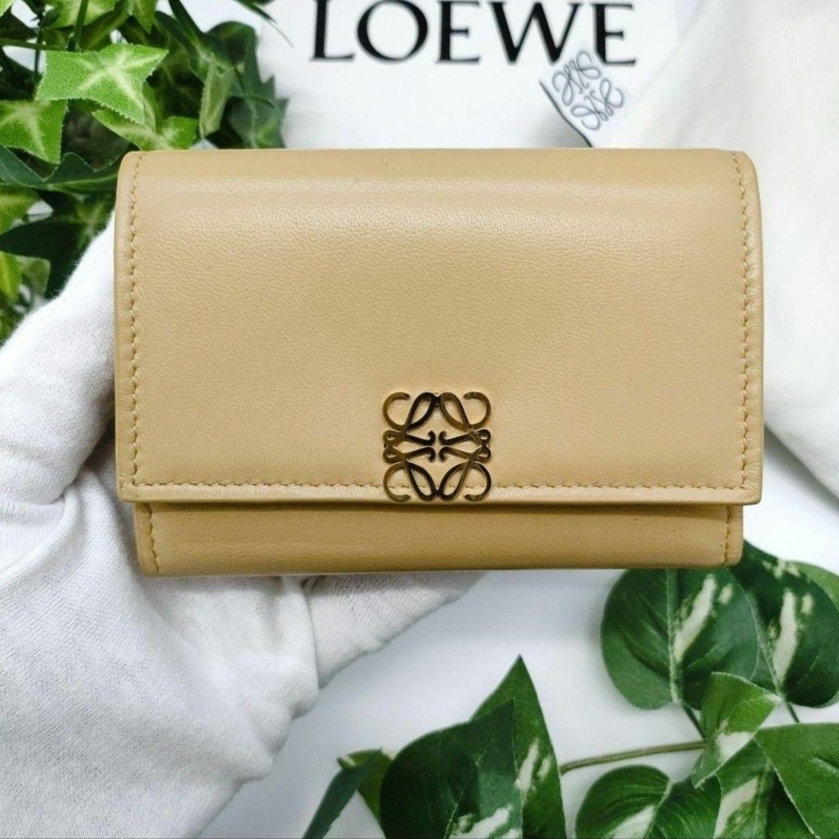 ロエベ 現行品 三つ折り財布 トライフォールドウォレット ロエベ 現行品 三つ折り財布 トライフォールドウォレット