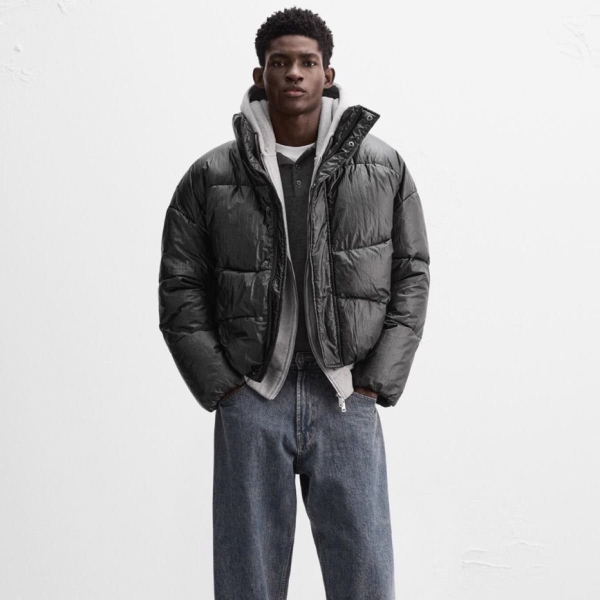 ZARA シャイニーパフジャケット Sサイズ ブラック ダウン ZARA シャイニーパフジャケット Sサイズ ブラック ダウン