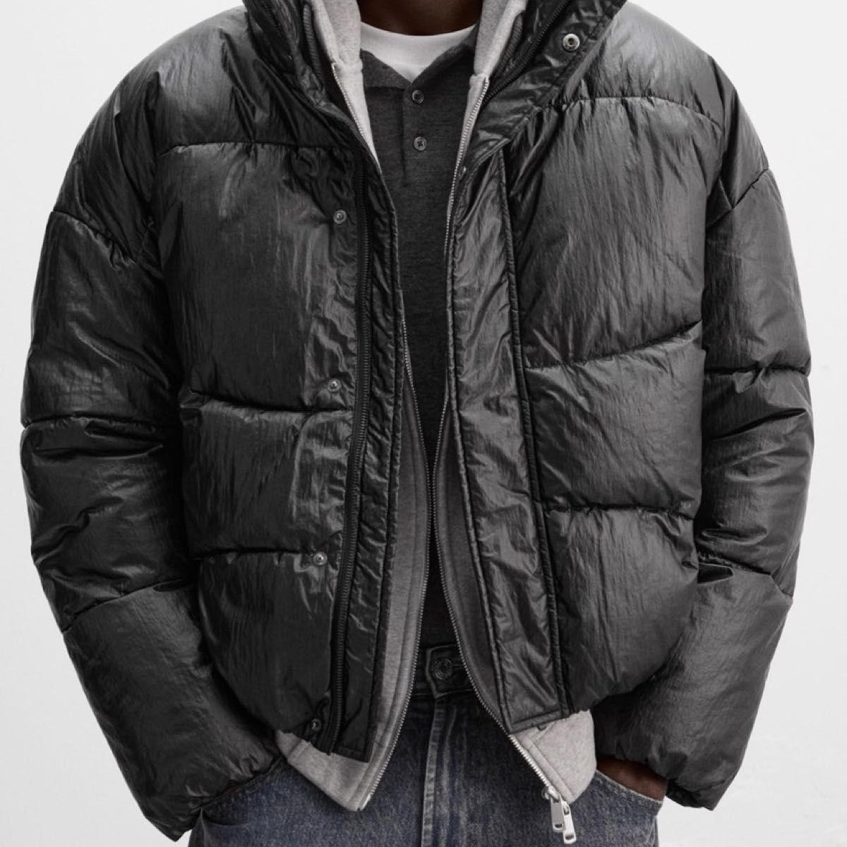 ZARA シャイニーパフジャケット Sサイズ ブラック ダウン ZARA シャイニーパフジャケット Sサイズ ブラック ダウン