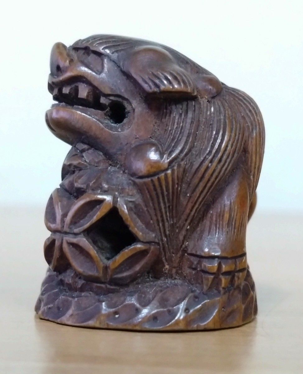 根付 江戸時代 獅子 繊細彫刻 骨董古美術 珠取獅子木彫根付 江戸時代 獅子根付 時代物 根付 柘植|Yahoo