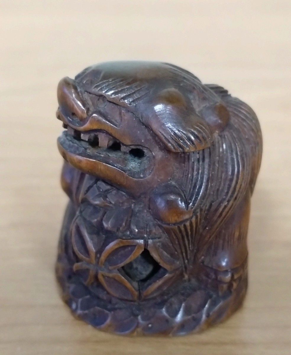 珠取獅子木彫根付 江戸時代 獅子根付 時代物 根付 柘植|Yahoo 珠取獅子木彫根付 江戸時代 獅子根付 時代物 根付 柘植|Yahoo
