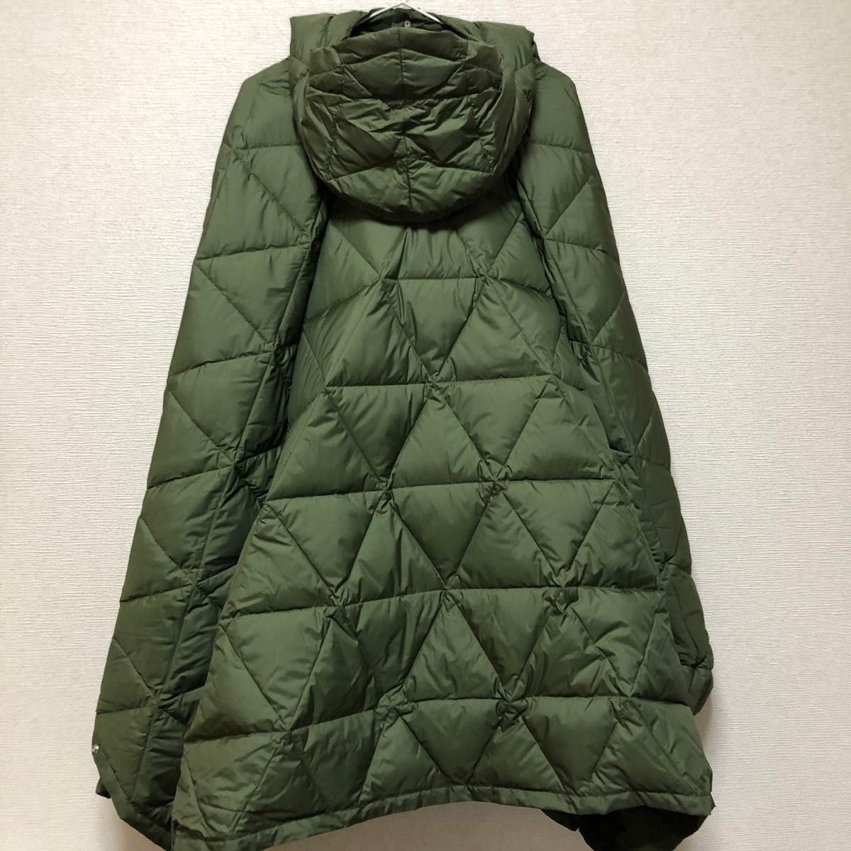 L 新品タグ付 ノースフェイス パープルレーベル ダウンポンチョ L 新品タグ付 ノースフェイス パープルレーベル ダウンポンチョ