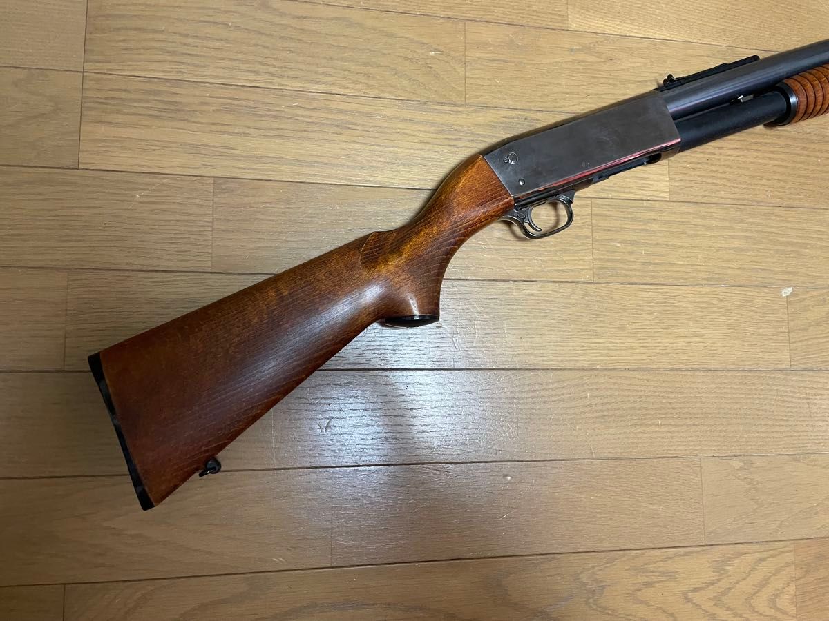 KTW イサカ M37 ライアット ショットガン フルメタル 木製 KTW イサカ M37 ライアット ショットガン フルメタル 木製