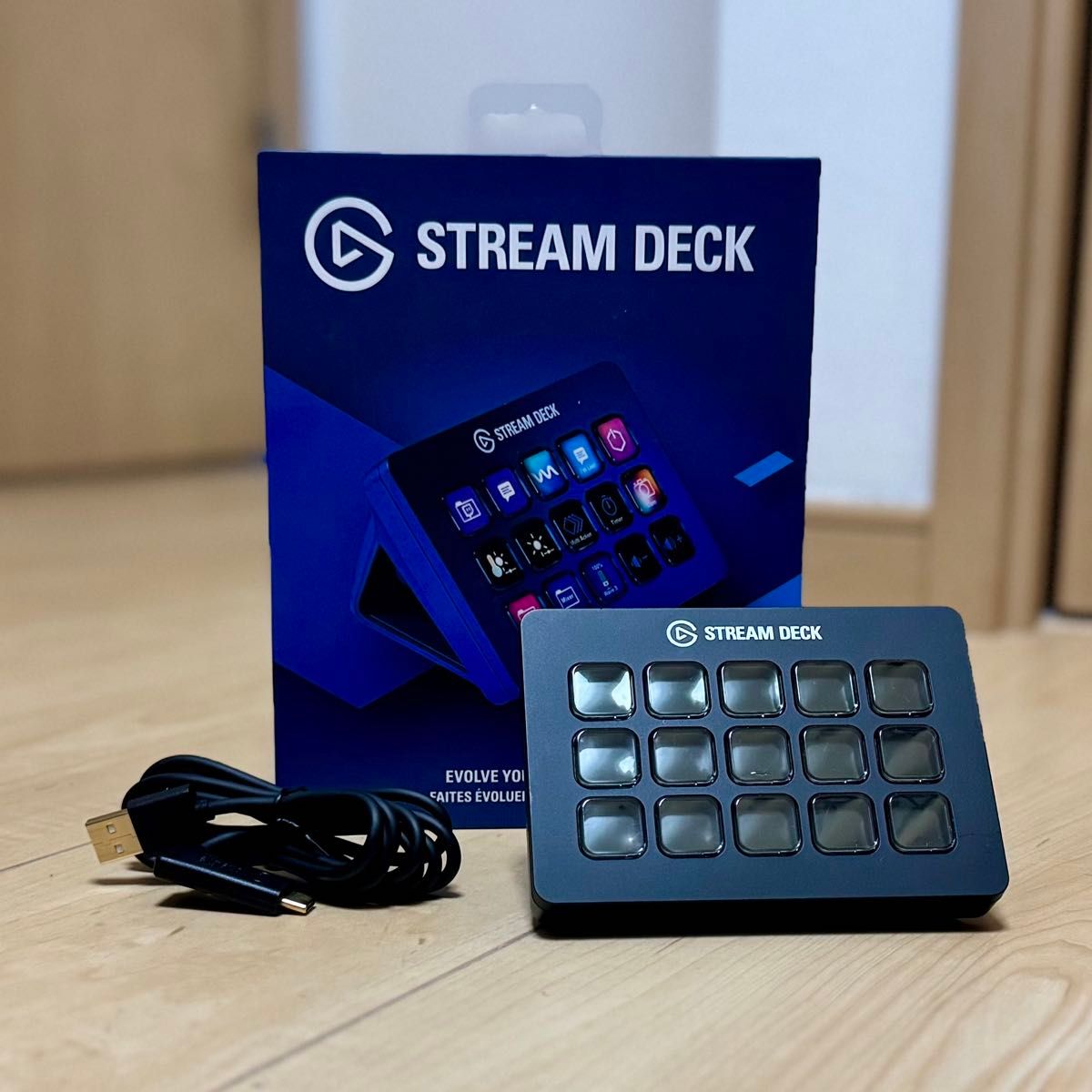 Elgato Stream Deck MK 2 ブラック 動作確認済み 付属品全てあり Elgato Stream Deck MK 2 ブラック 動作確認済み 付属品全てあり