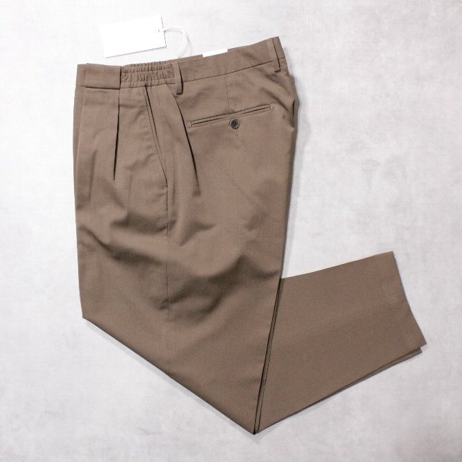 BRIGLIA 1949★新品4.5万円程度 ブリリア「PORTOBELLO」すそ上げ不要ウエストギャザー入りクロップ丈ワイドテーパードパンツ ブラウン52