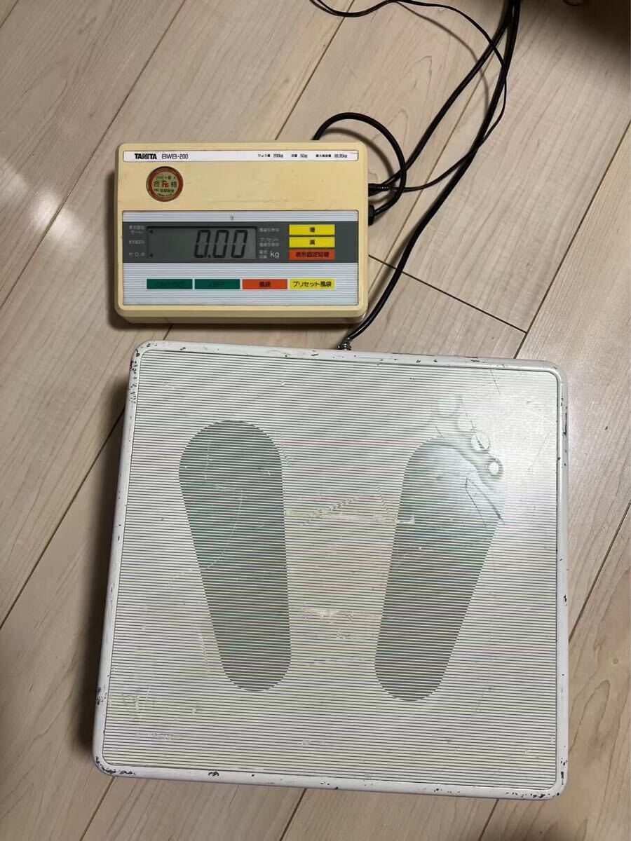 タニタ 精密体重計 BWB-200 業務用 範囲 1kg～200kg目量50g タニタ 精密体重計 BWB-200 業務用 範囲 1kg～200kg目量50g
