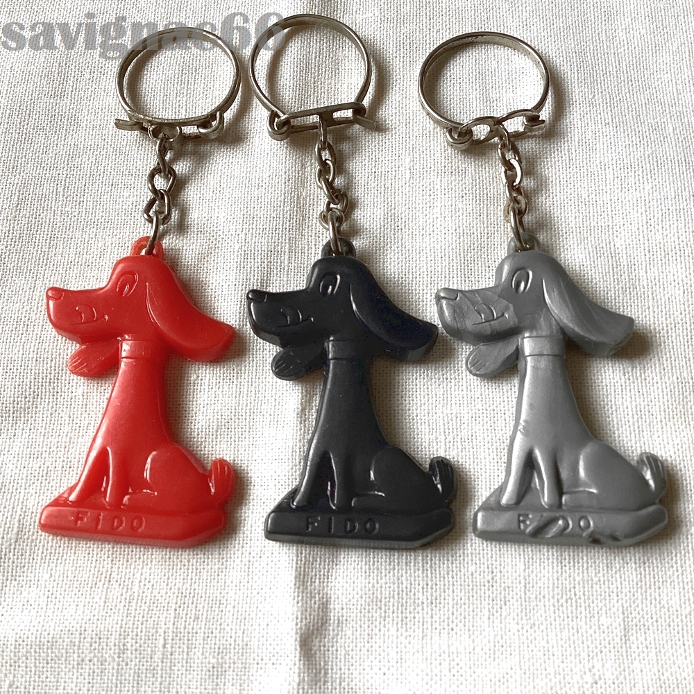 60年代 フレンチキーホルダー 3個 FIDO イヌ 犬 ★ 60s フランス vintage アンティーク 昭和レトロ グッズ フィギュア ブロカント 当時物
