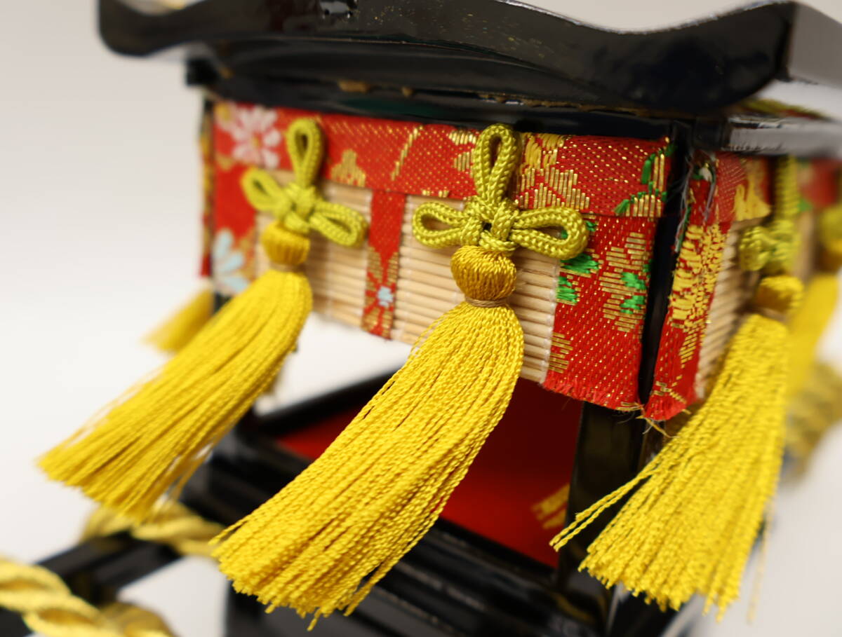 ★中0542 木制 38號 6點セット 里 (山水) 蒔絵付 御駕籠 重箱 御所車 菱高三寶揃 御雛道具 御道具揃 ひな人形 お雛様 未使用 12405151