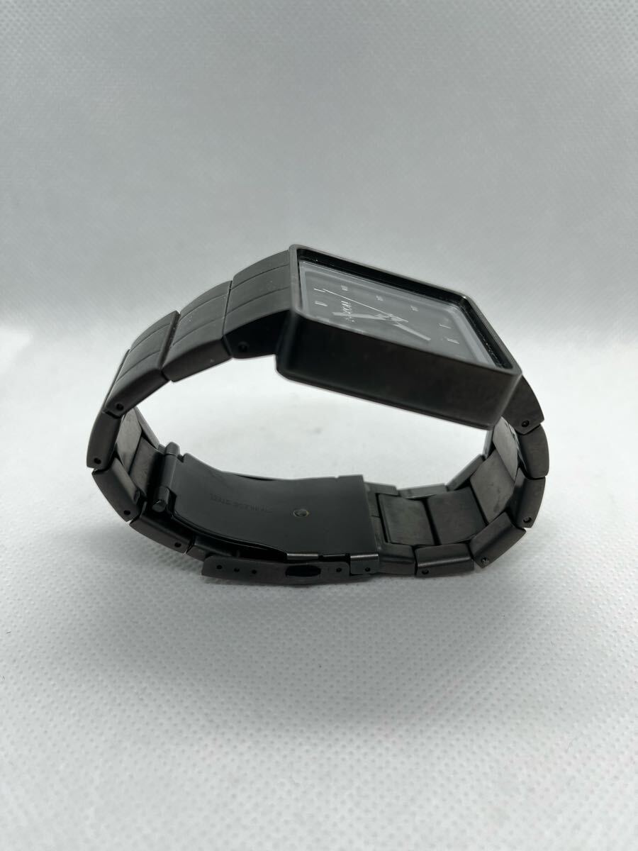  Nixon NIXON QUATRO GUNMETAL A013131 cuatro стальной принадлежности есть с коробкой koma имеется кварц наручные часы 