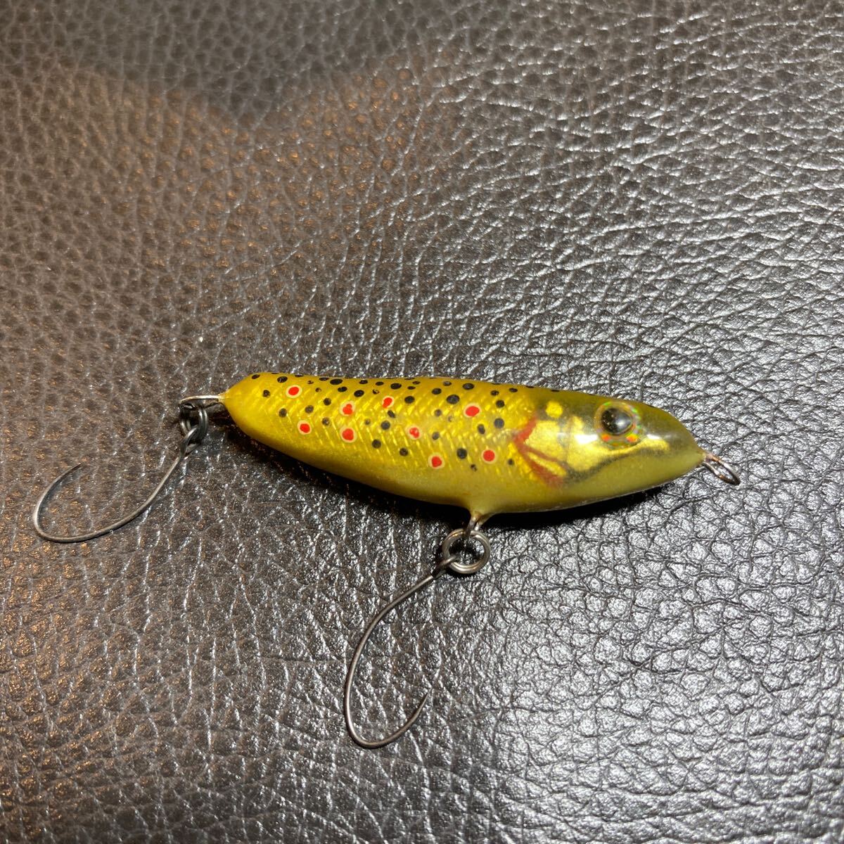 ハンドメイド　ペンシルベイト　ブラウンカラー　2.6g エリアトラウトなどに_画像2