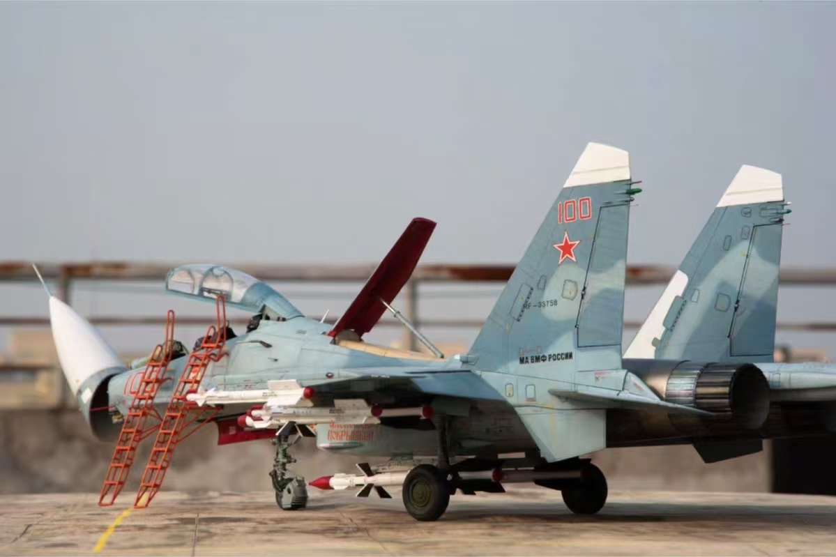 1/48 Россия ВВС SU-27ub сборка покрашен конечный продукт 