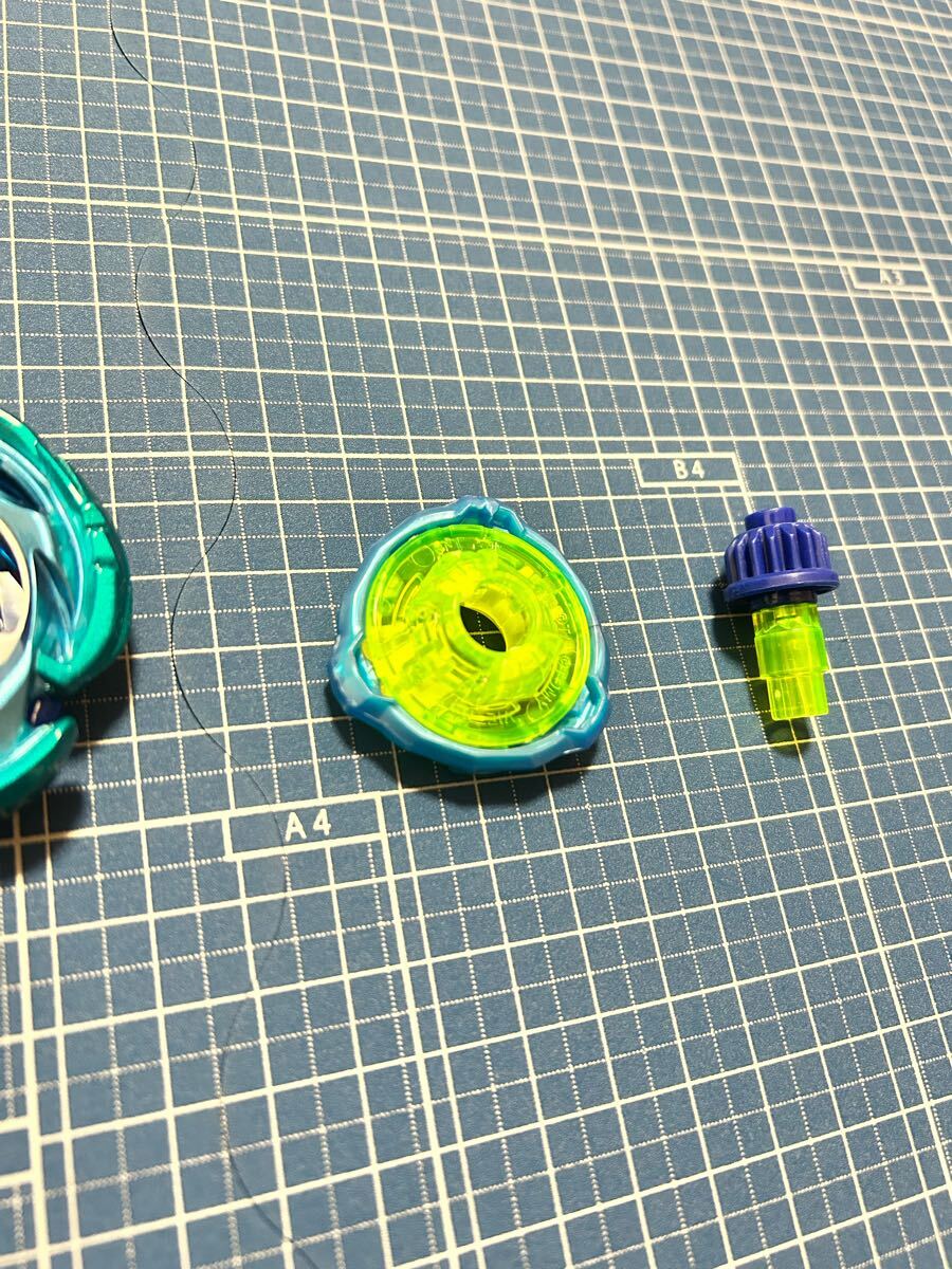 BEYBLADE X】エアロペガサス3-70A 開封済みベイコード未使用 欠 BEYBLADE X】エアロペガサス3-70A 開封済みベイコード未使用 欠