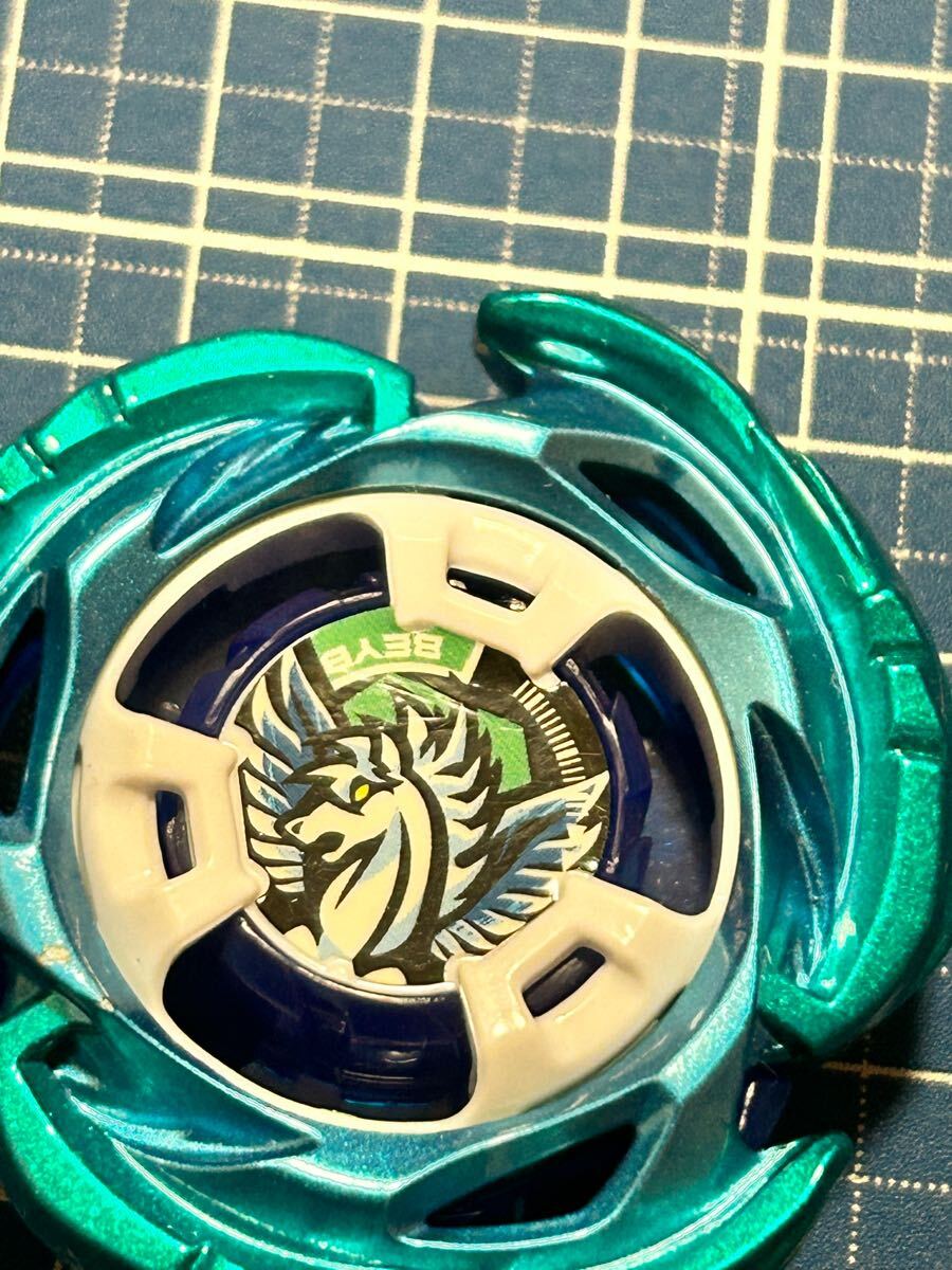 BEYBLADE X】エアロペガサス3-70A 開封済みベイコード未使用 欠 BEYBLADE X】エアロペガサス3-70A 開封済みベイコード未使用 欠