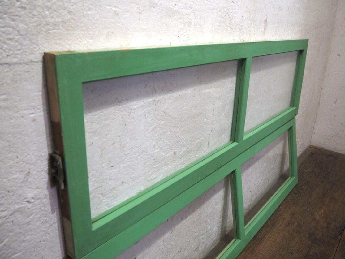 タT0893◆(3)【H37cm×W130cm】×2枚◆可愛いペンキの古い木枠ガラス戸◆建具 窓 明り取り インテリア レトロ ヴィンテージL下_画像4