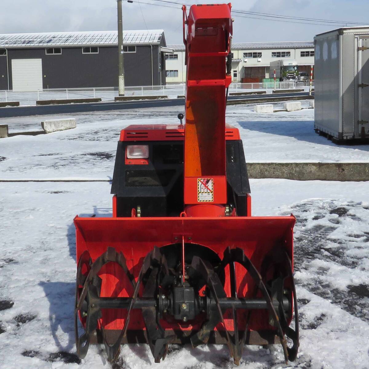 新潟〉フジイ 除雪機 FSR900 B セル式 最大12馬力 作業幅約90cm 新潟〉フジイ 除雪機 FSR900 B セル式 最大12馬力 作業幅約90cm