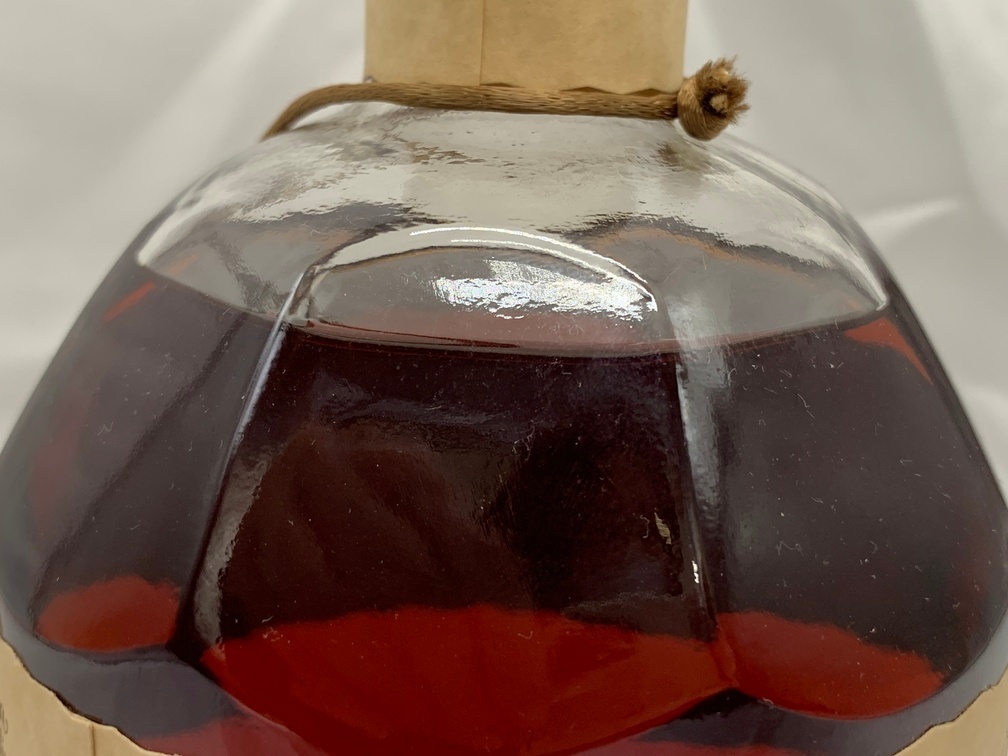 未開栓】Blanton's ブラントン シングルバレル ゴールドラベル 750ml 46.5% バーボン ウイスキー  GIY49137(バーボン)｜売買されたオークション情報、Yahoo!オークション(旧ヤフオク!) の商品情報をアーカイブ公開 -  オークファン（aucfan.com）