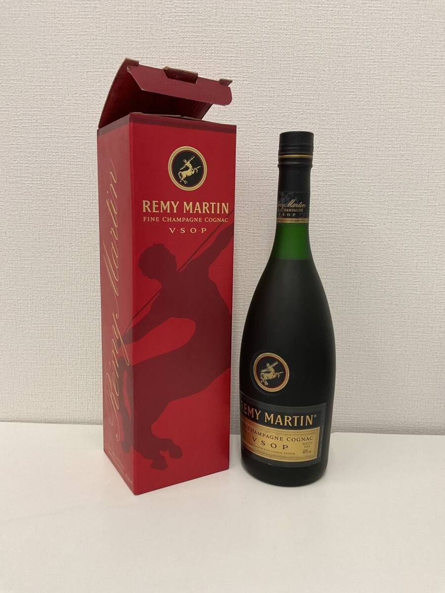 【未開(kāi)栓】 REMY MARTIN レミーマルタン VSOP ファインシャンパーニュ コニャック ブランデー 700ml 40%　IYZ61