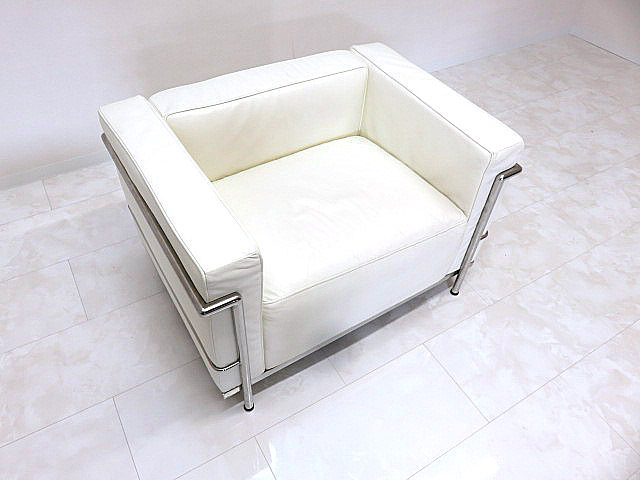 リプロダクト品　ル?コルビジェ　「LC3」タイプ　本革張り1人掛けソファ　1Pソファ/パーソナルチェア/シングルソファ