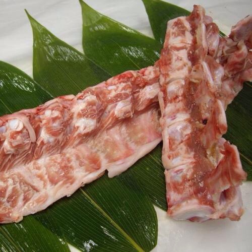 格安！！北海道産 豚背骨！！業務用10kg 国産豚 骨 豚骨 ラーメン スープ 北海道 中華料理 カムジャタンなどに 沖縄 韓国料理