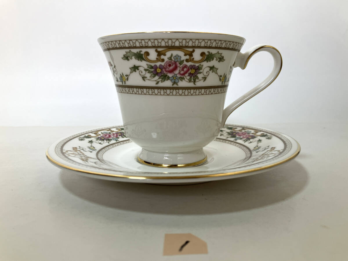 新品未使用　ROYAL DOULTON　ロイヤルドルトン　廃盤(pán)　ALTON　アルトン　カップ&ソーサー　セット?、? />
                                    </span> 
                                </div>

								<div   id=
