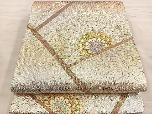 平和屋着物□二重箔佐賀錦 六通柄袋帯 正倉院文 金糸 正絹 逸品