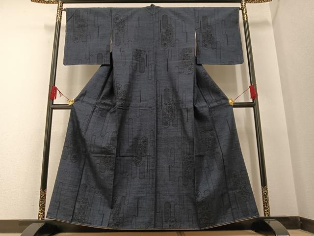 未使用品　証紙付き　細身の方にお薦め　＜赤城百彩紬＞市松模様 平和屋着物○本場真綿絢結城紬 100山亀甲 草花文 証紙付き 正絹