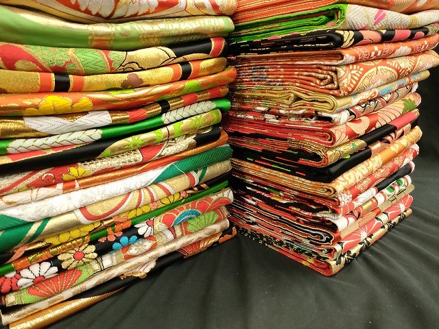 平和屋本店■1円 子供帯 まとめて 35點(diǎn) 向かい鶴 折り鶴 向かい蝶 花柄 七寶 アンティーク 壽字 金銀纟 など 未使用品あり se2800