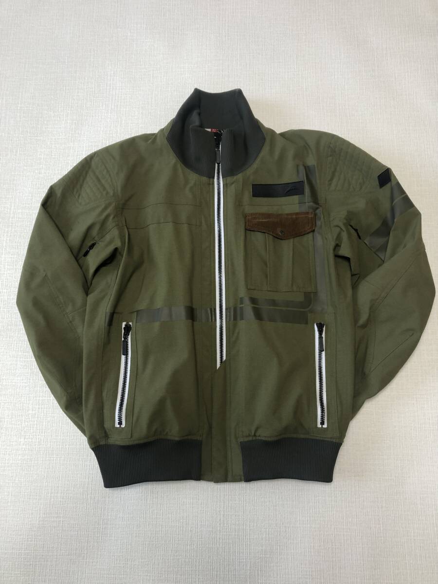 ジャケット正面