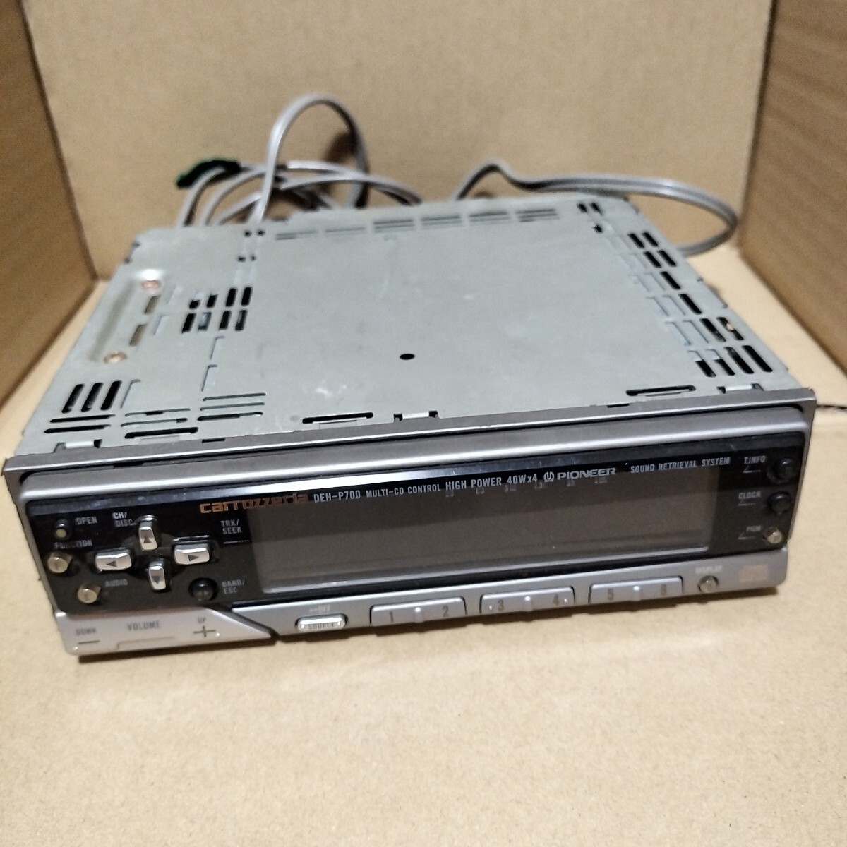 カーステレオ カロッツェリア CDプレイヤー DEH-P700