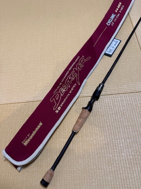 メガバス デストロイヤー P5 CYCLONE F4-66X美品